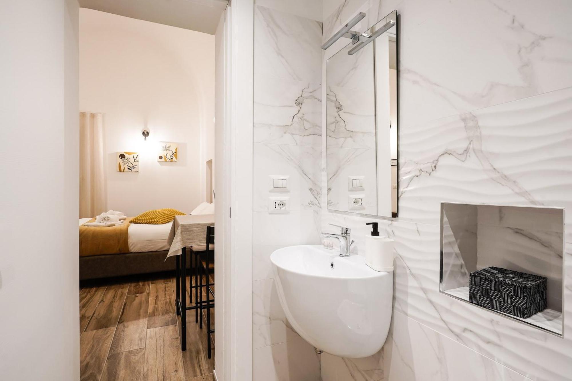 Siamo Bari Apartments By Wonderful Italy Экстерьер фото